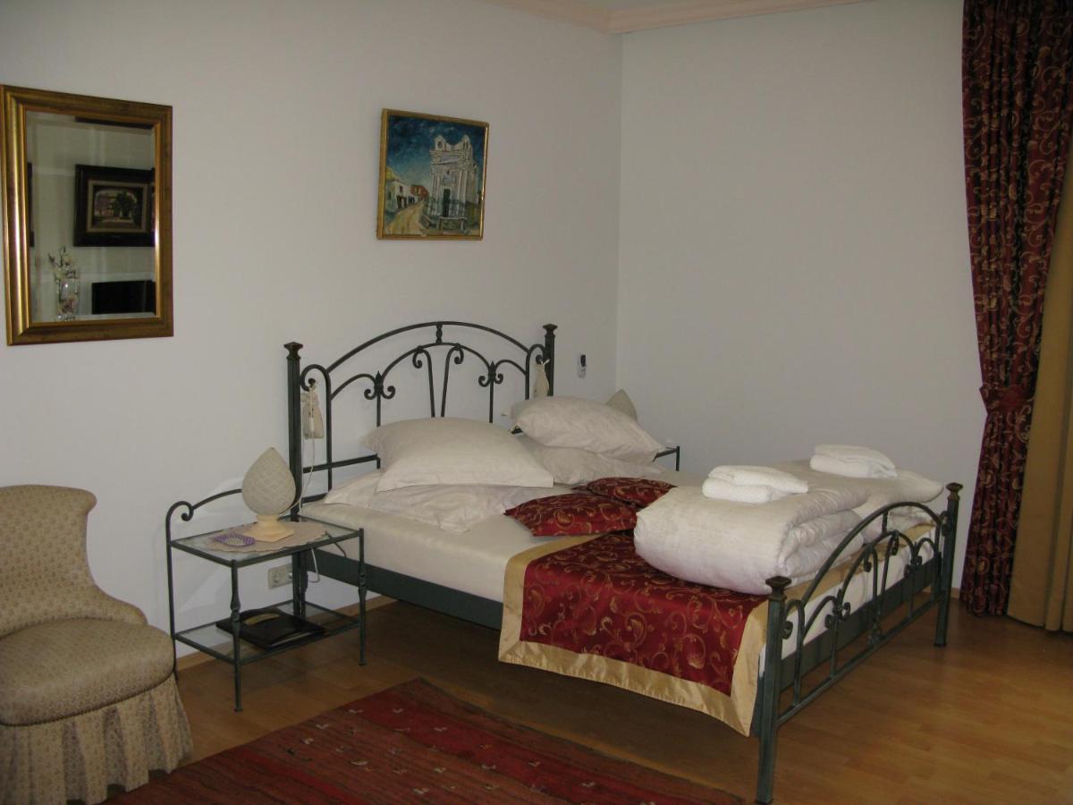 Bed And Breakfast Villa Iris Mošćenička Draga Kültér fotó