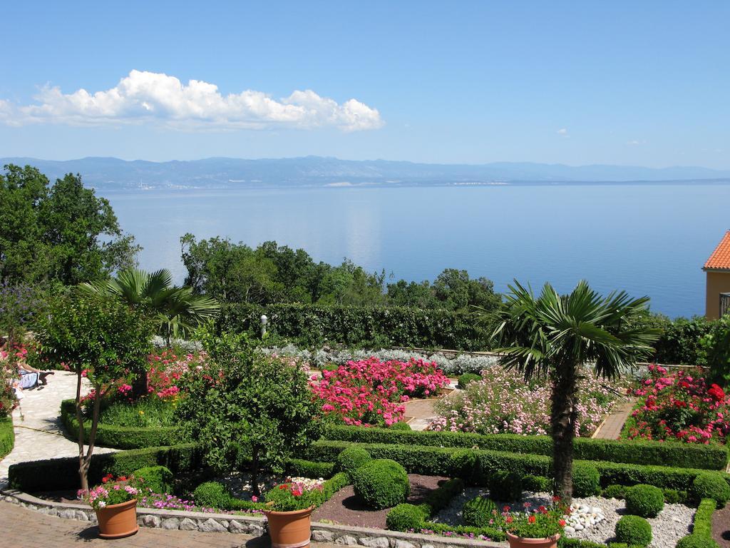 Bed And Breakfast Villa Iris Mošćenička Draga Kültér fotó