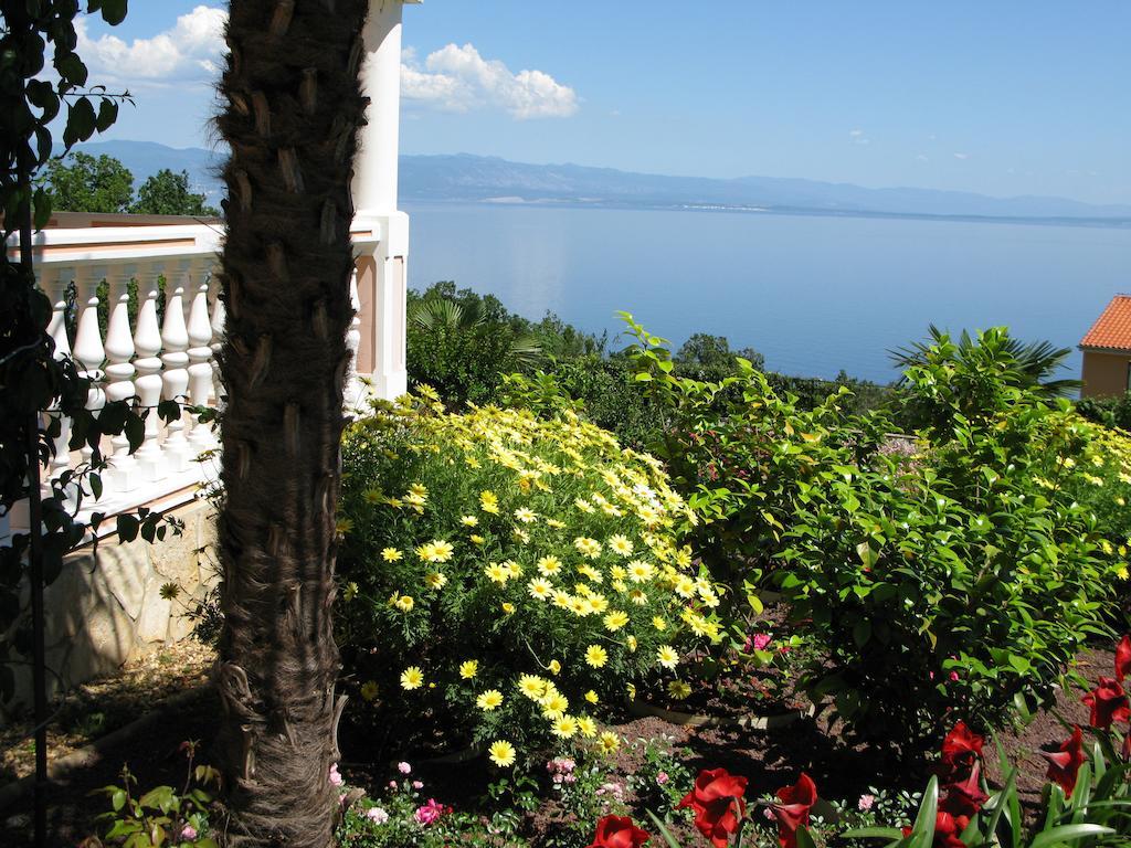 Bed And Breakfast Villa Iris Mošćenička Draga Kültér fotó