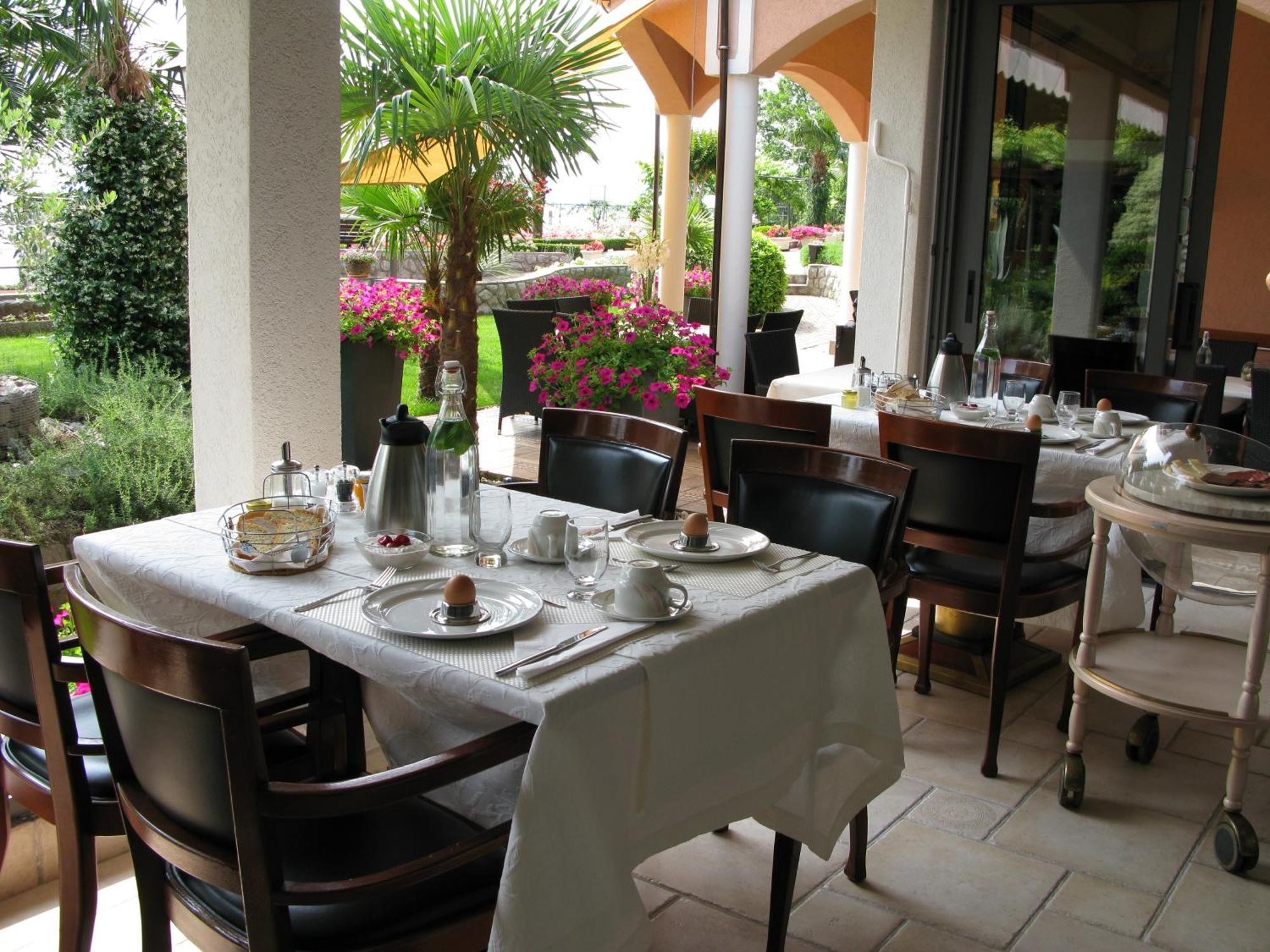 Bed And Breakfast Villa Iris Mošćenička Draga Kültér fotó