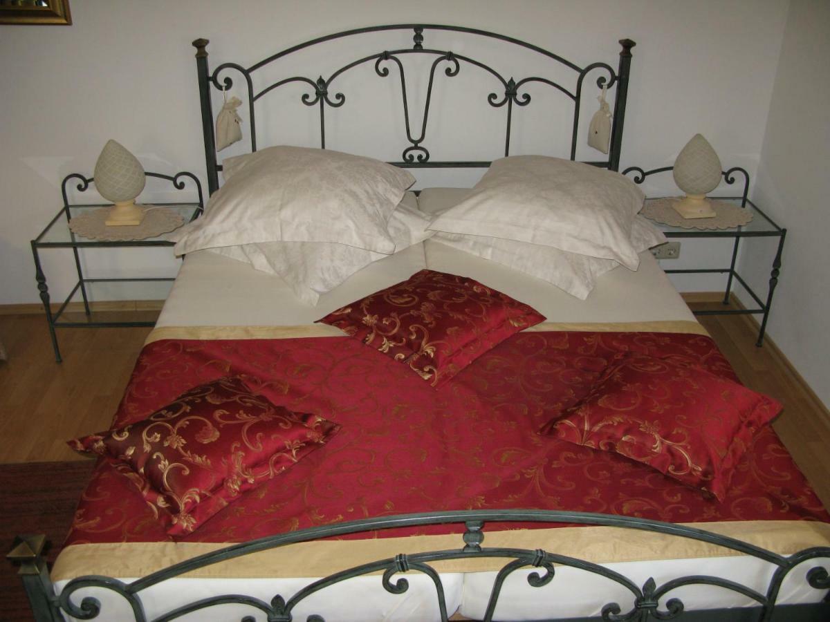 Bed And Breakfast Villa Iris Mošćenička Draga Kültér fotó